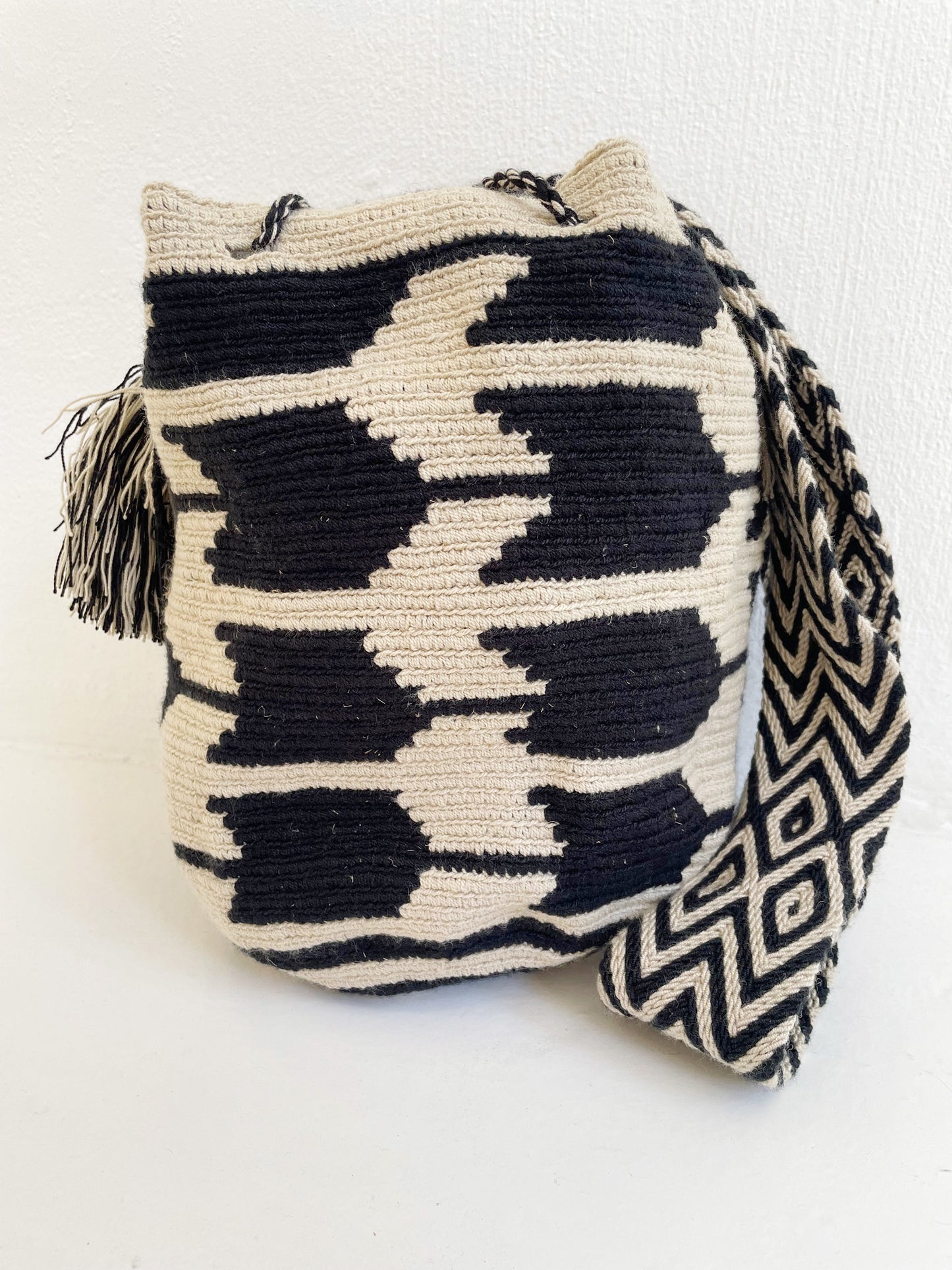 Black Arrows Mochila