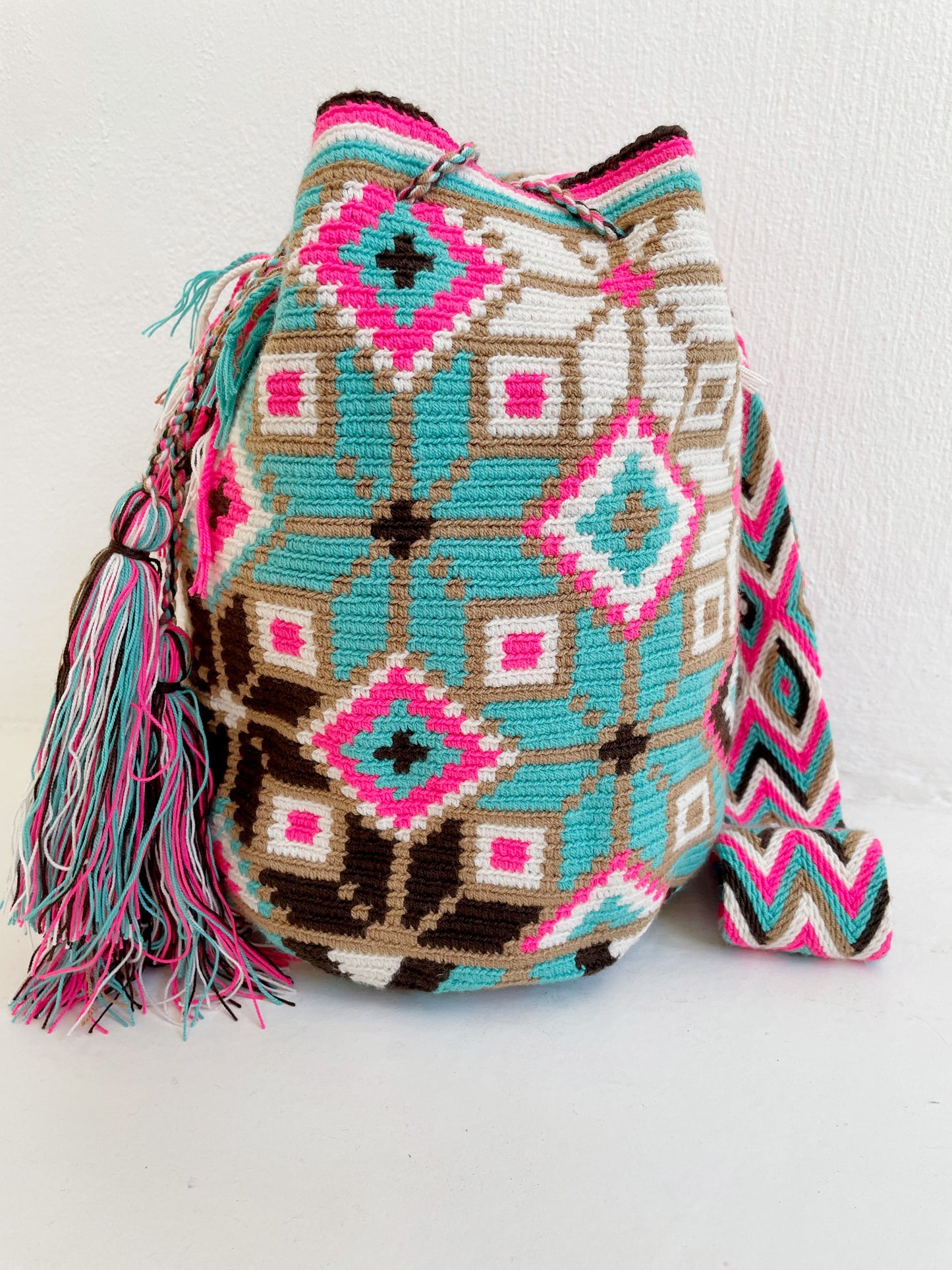 Blue & Pink Snowflakes Mochila
