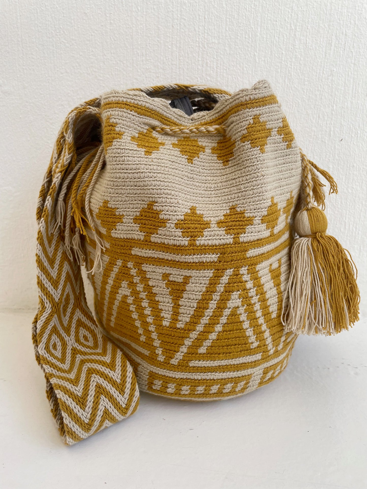 Yellow Geometric Mochila Bag