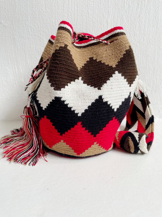 Red & Brown Rhombus Mochila