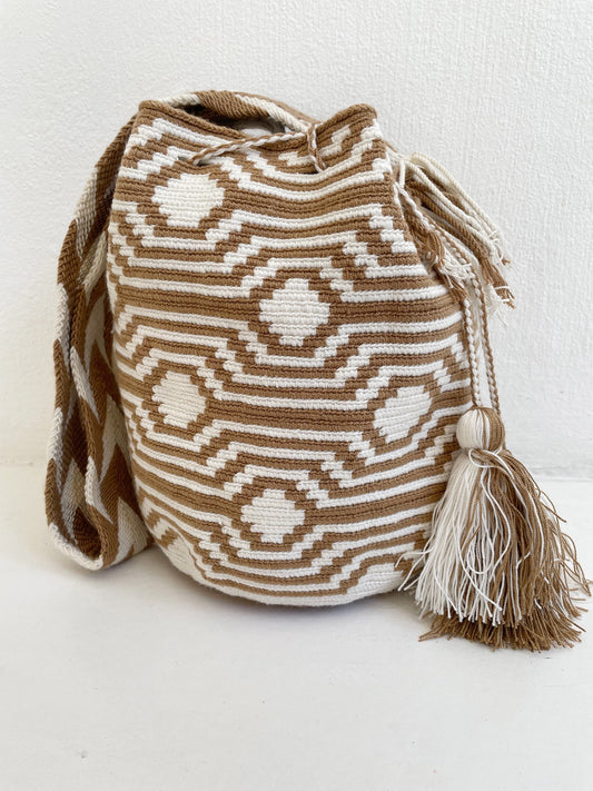 Beige Rhombus Mochila