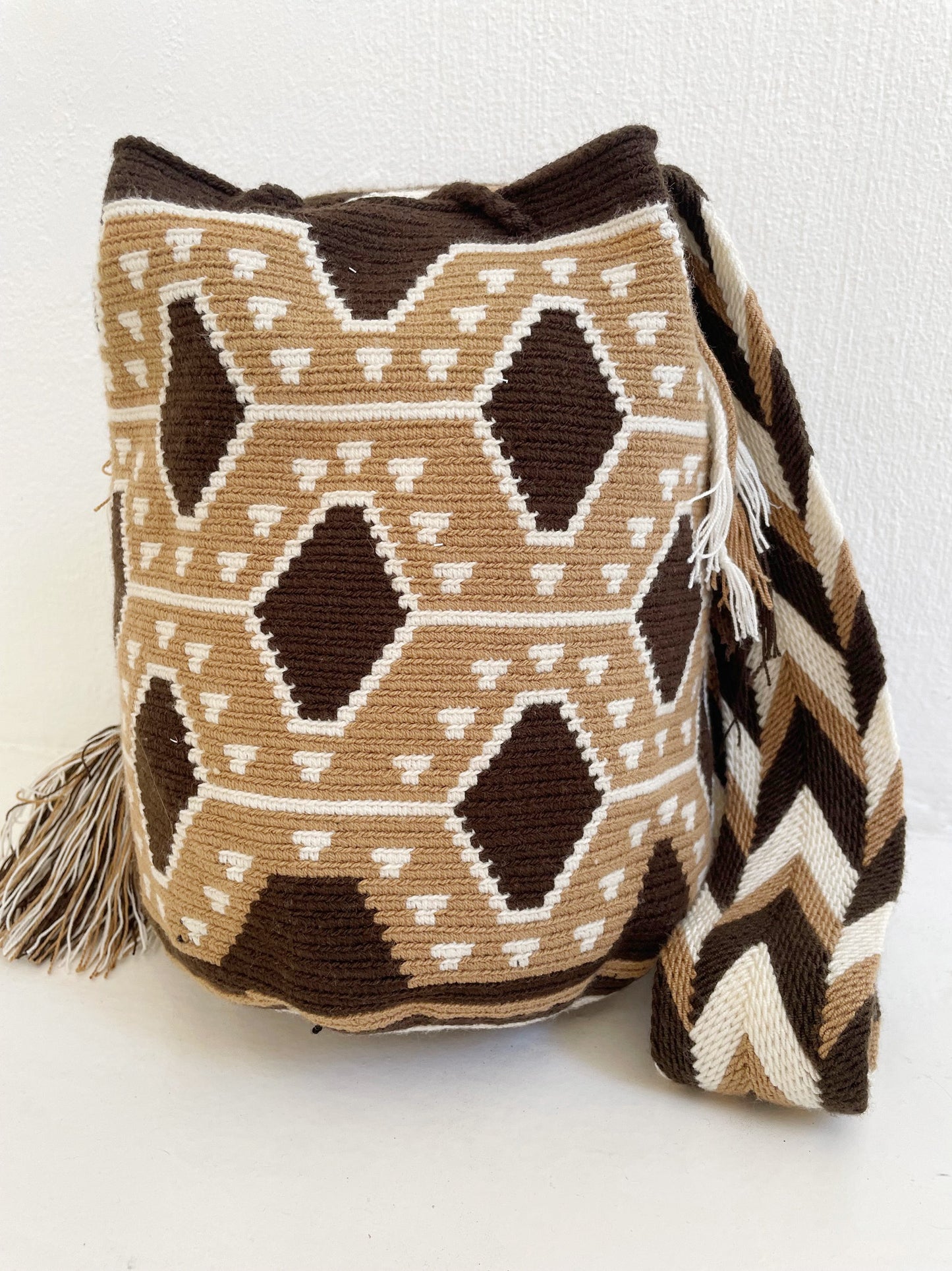 Brown Rhombus Mochila