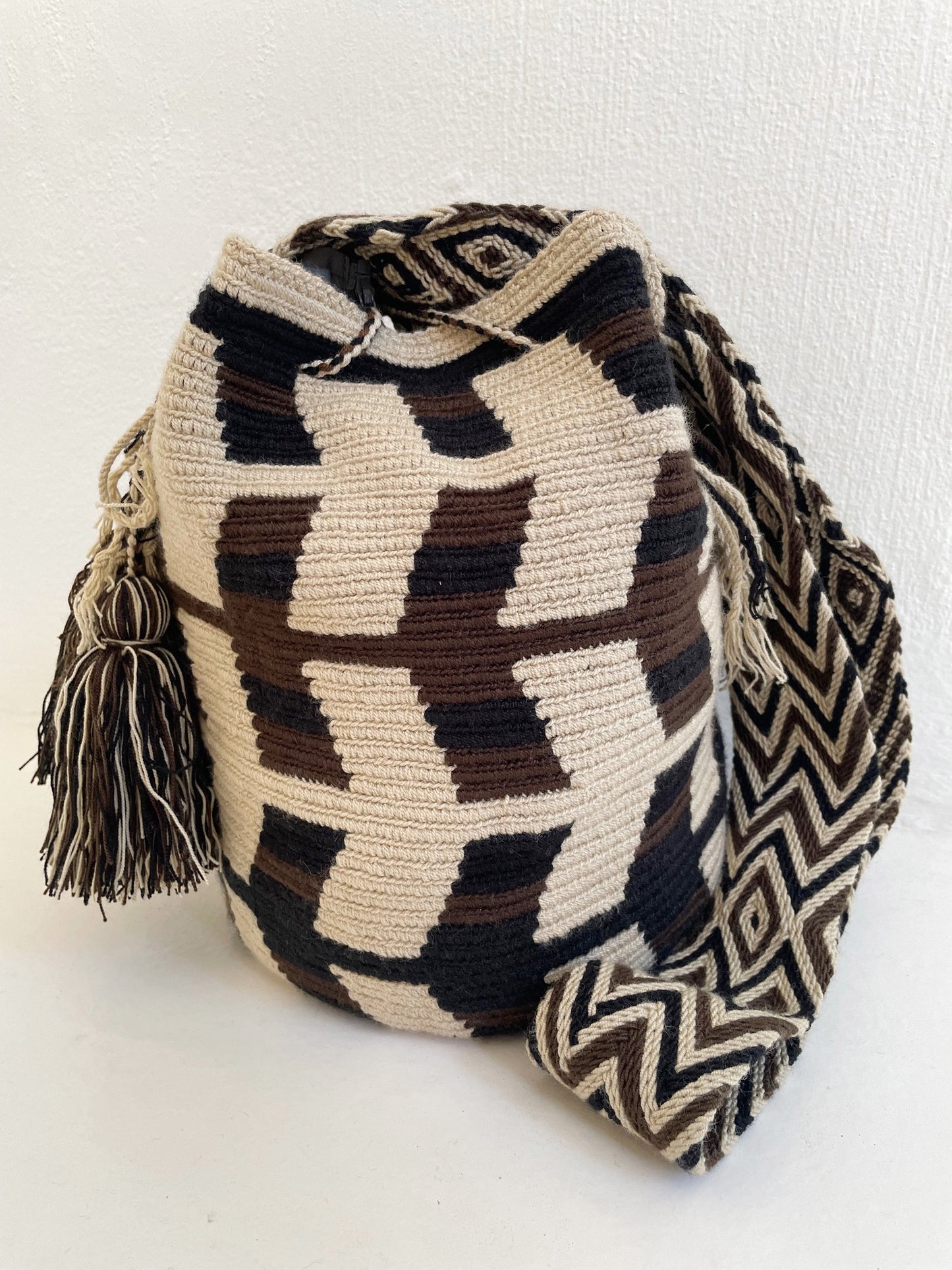 Brown Arrows Mochila